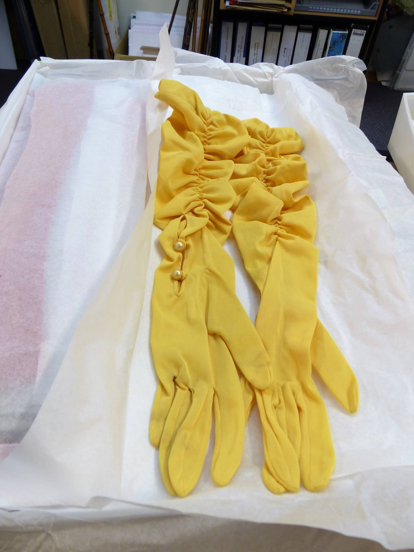 Yellow organza gloves